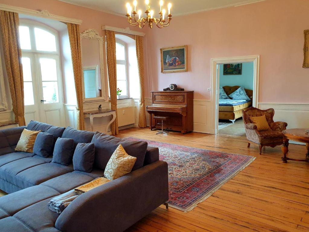Schloss Hilbringen - Apartamento De Dos Dormitorios
