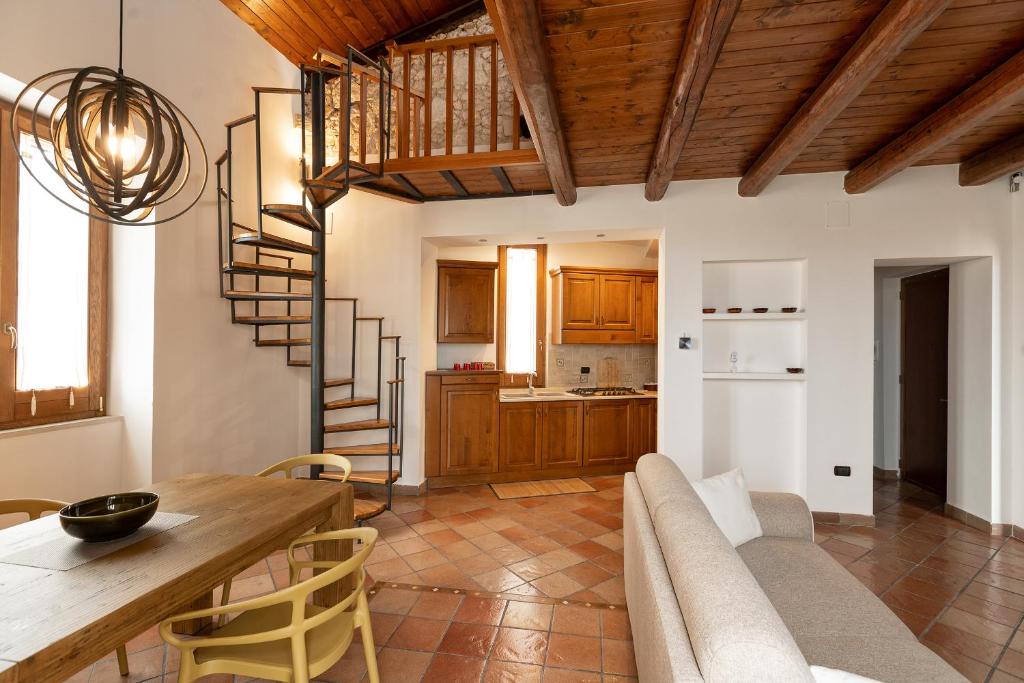 A kitchen or kitchenette at Casa dei Mori