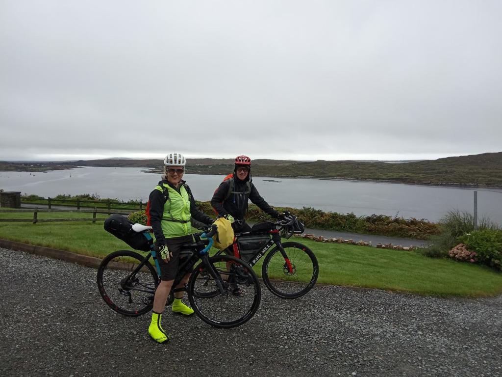 Jízda na kole v ubytování Clifden Bay Lodge nebo okolí