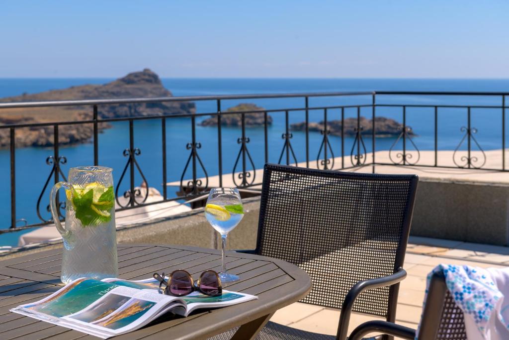 Maris Lindos Suites & Apartments - 9