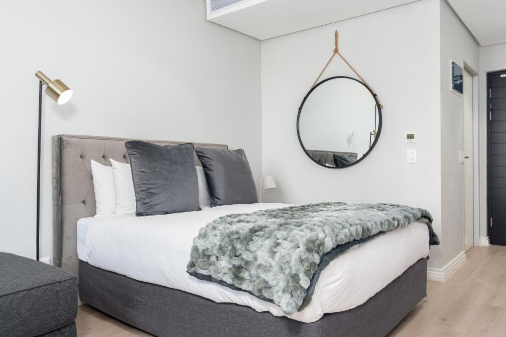 16 on Bree Luxury Apartments - Standard Studio