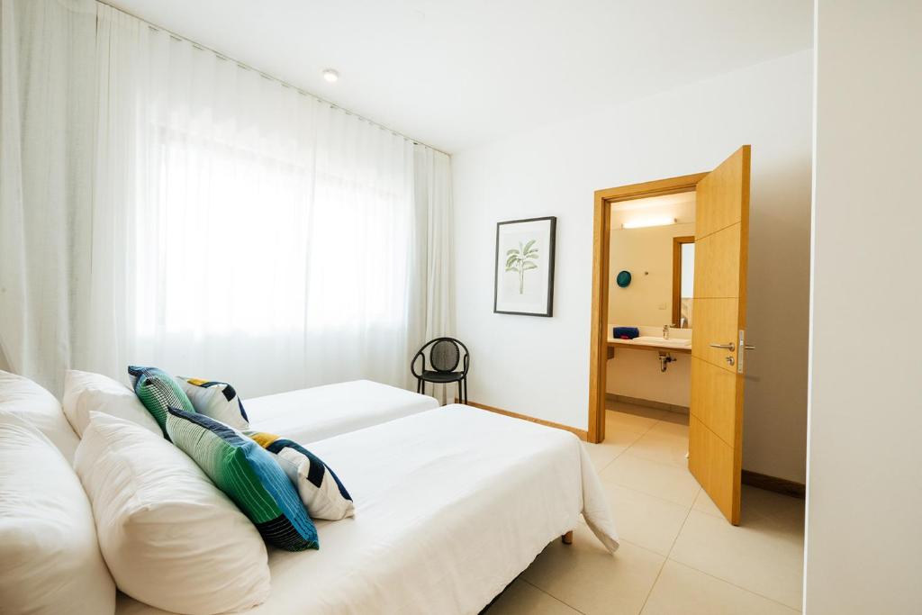 Mythic Suites & Villas by MJ Holidays - 19