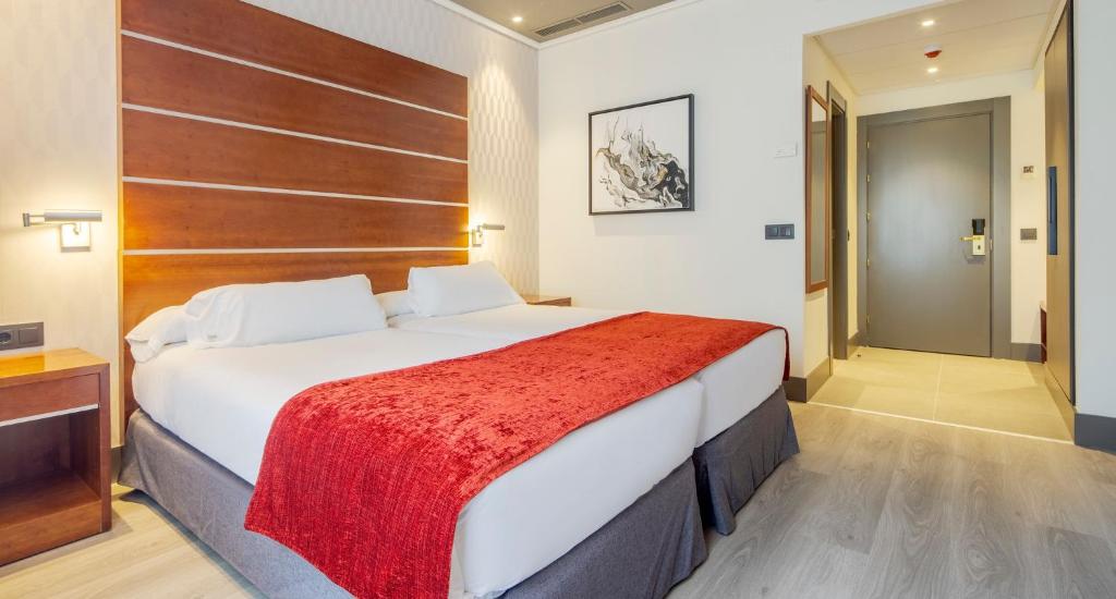 Ilunion Alcora Sevilla, San Juan de Aznalfarache – Updated ...