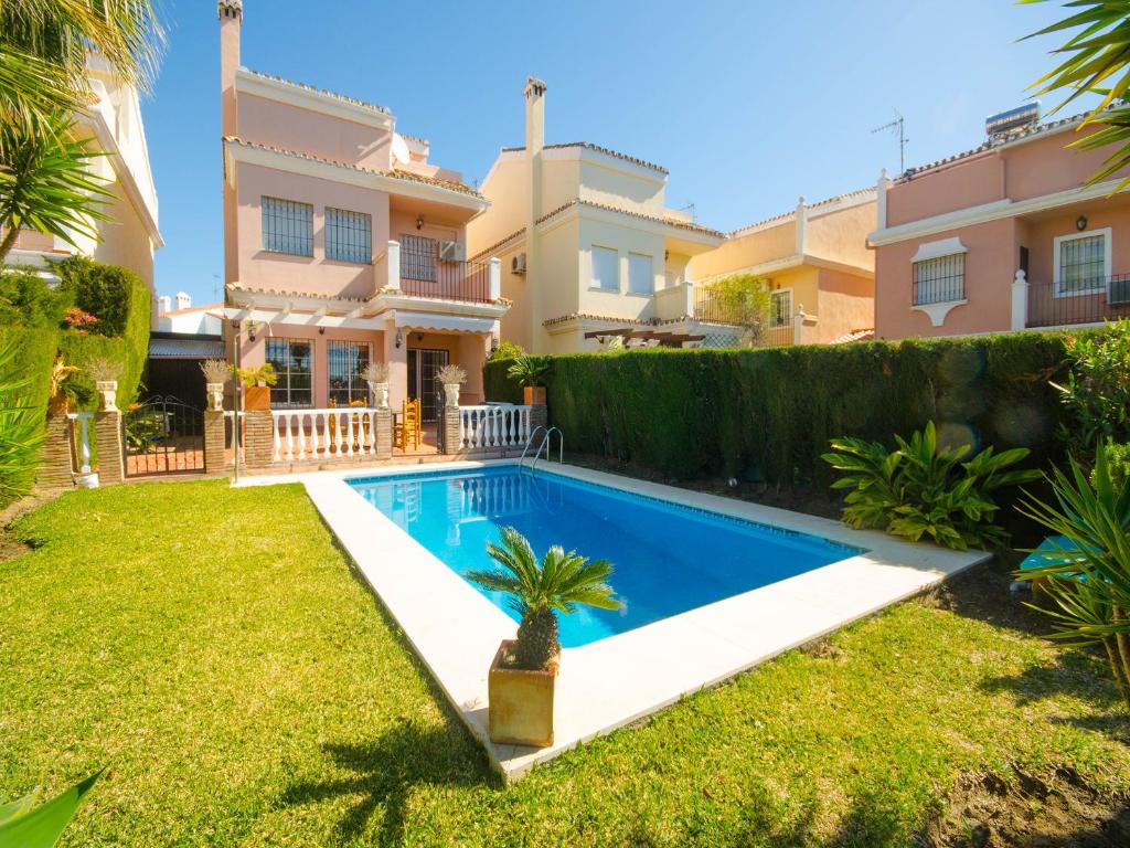 Casa Dino, Estepona – Updated 2022 Prices
