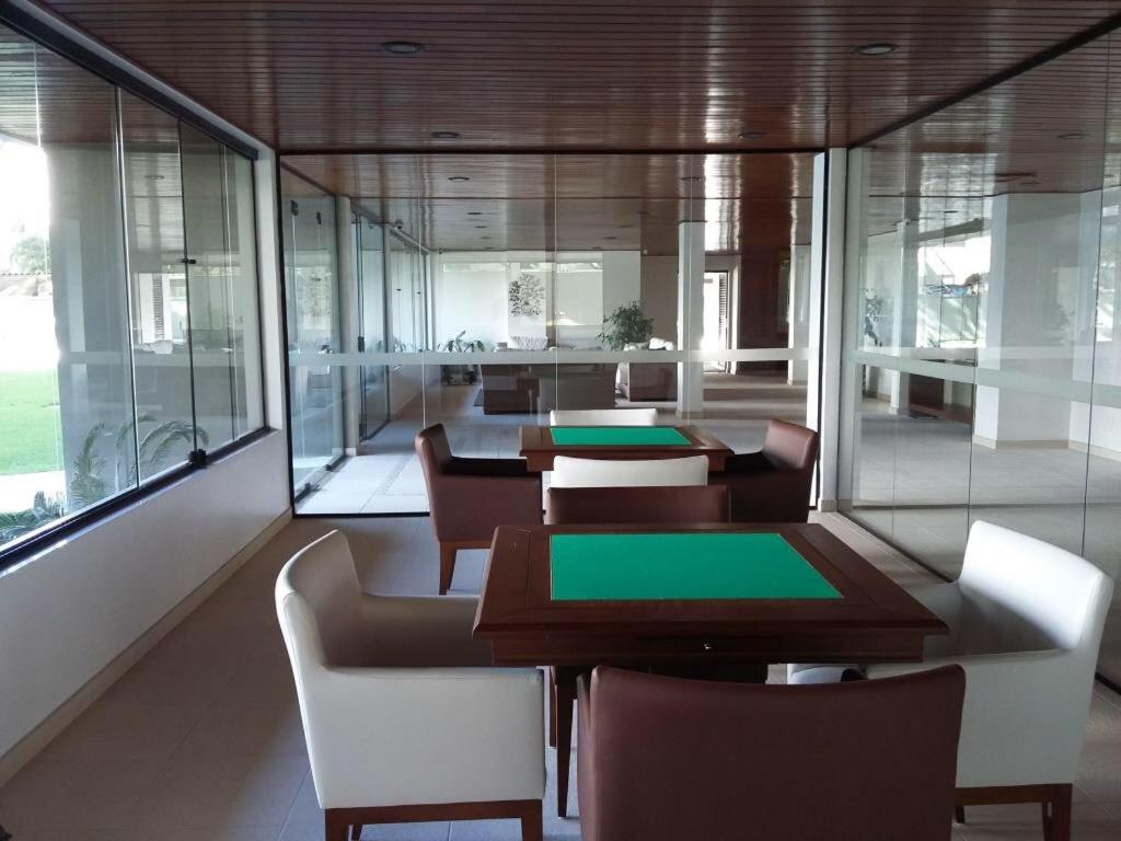  Apto novo Riviera de São Lourenço 3 suites c/ar condicionado a 100m praia!