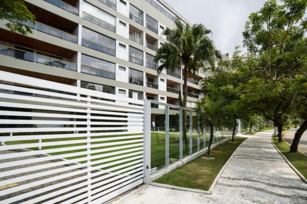  Apto novo Riviera de São Lourenço 3 suites c/ar condicionado a 100m praia!
