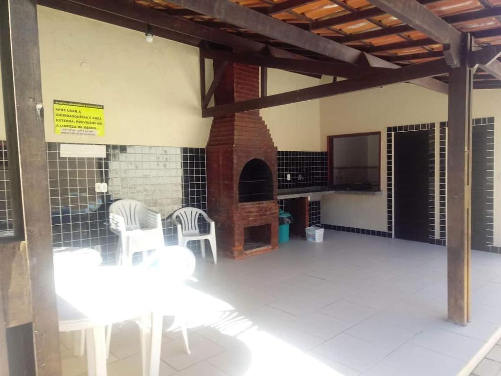 Casa próxima lagoa com Ar e piscina