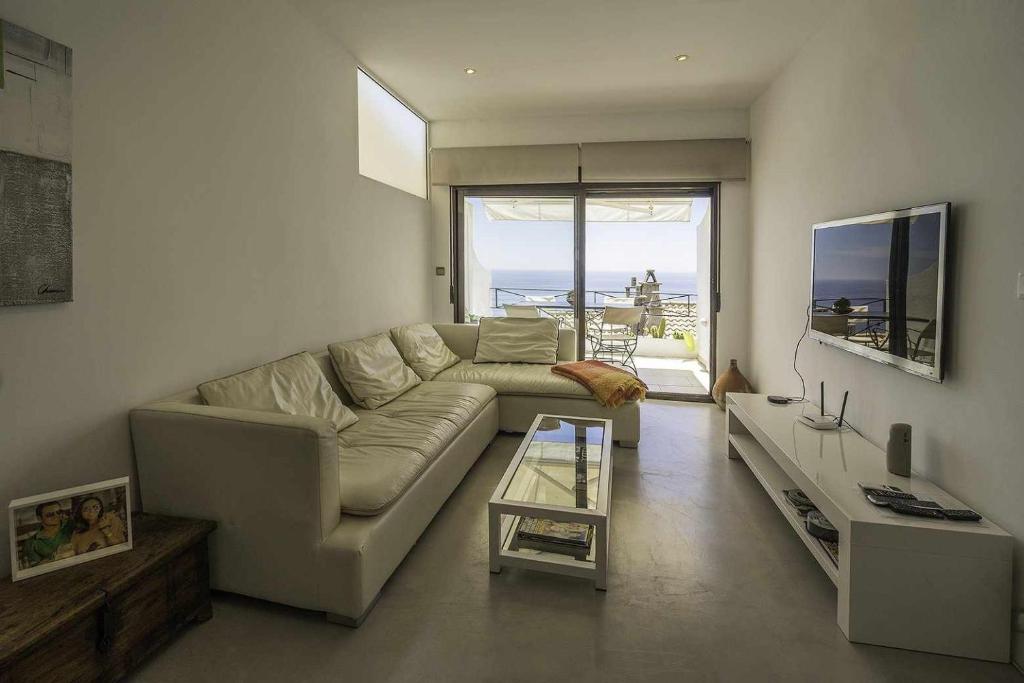 Pueblo Acantilado Penyassegat, El Campello – Bijgewerkte ...