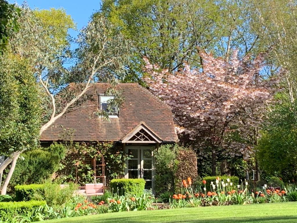 Bootmenders B&B in Petersfield, Hampshire, England