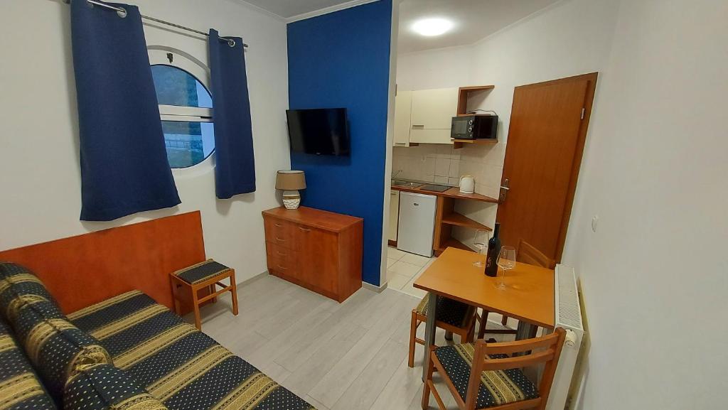 TV a/nebo společenská místnost v ubytování Villa Rossa