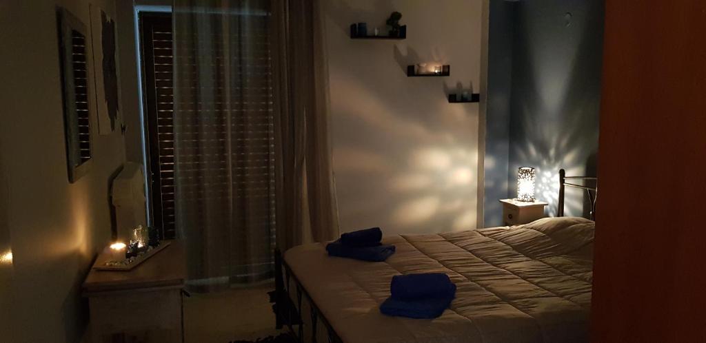 Кровать или кровати в номере Niki "s apartment