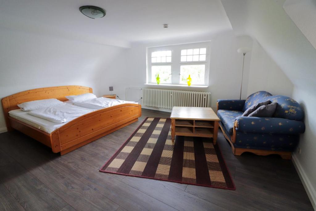 Kurvilla am Park - Apartment With Terrace