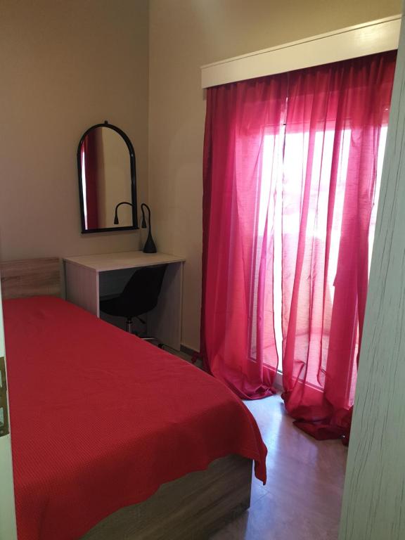 A bed or beds in a room at Sunset View