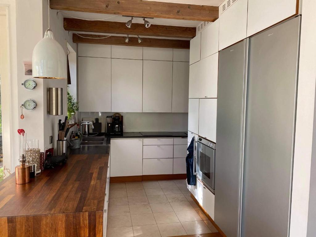 Kuchyň nebo kuchyňský kout v ubytování Villa Myttinge