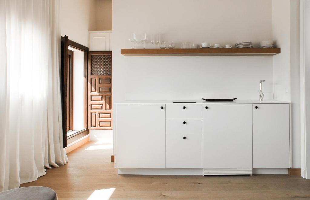 La Ermita Suites - Único Hotel Monumento de Córdoba - Resim 22