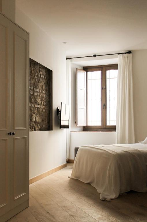 La Ermita Suites - Único Hotel Monumento de Córdoba - Resim 17