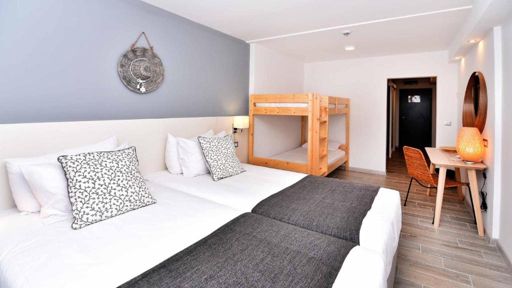 iHotel Sunny Beach - Camera Familiare Con Letto A Castello
