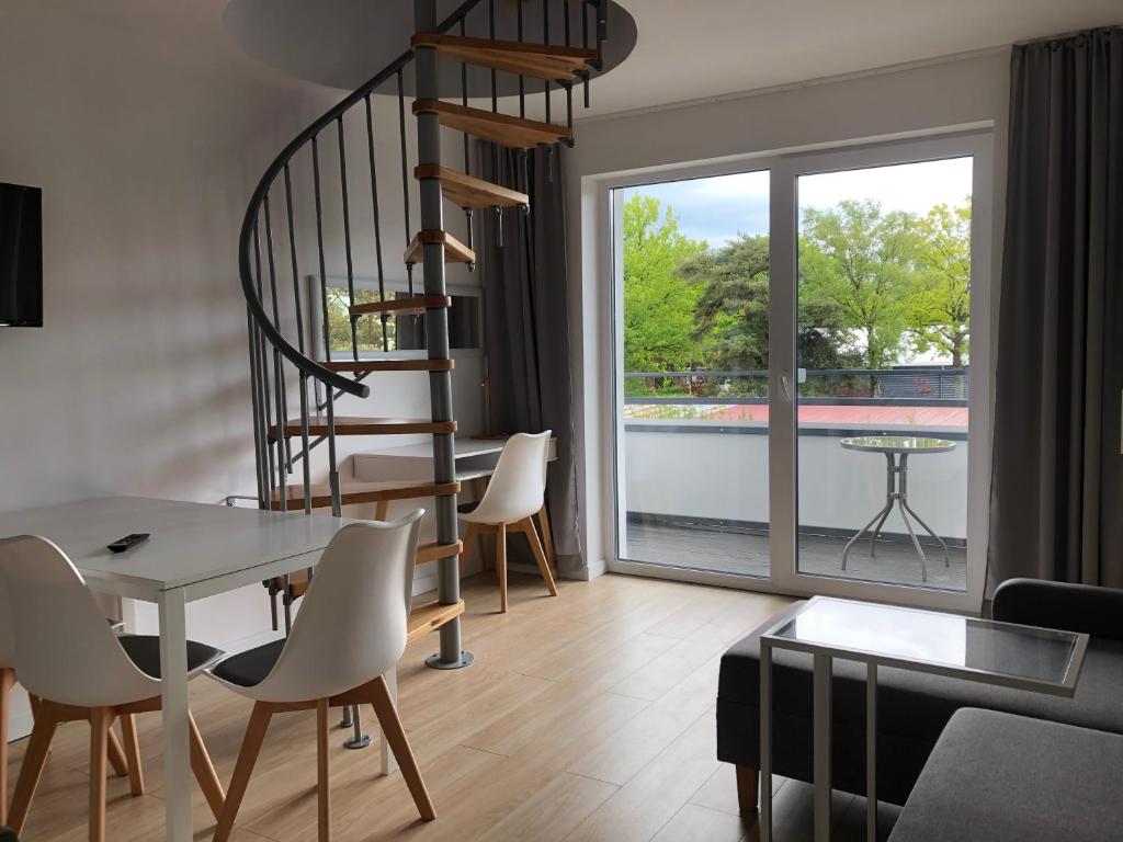 Posedenie v ubytovaní Apartamenty "NaLetniej" Przy Morzu