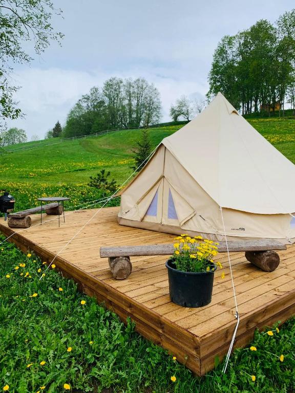 Zahrada ubytování Murimäe Winery glamping