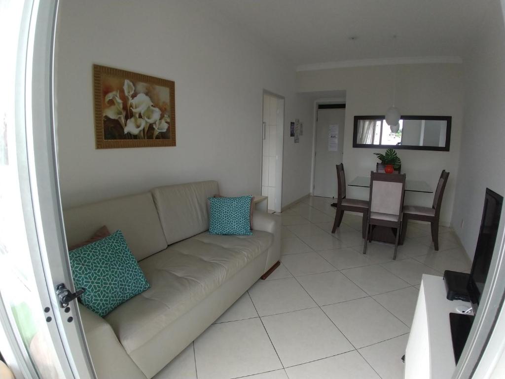  Apartamento Temporada/ 2 quartos / Confortável/ Itaparica/Vila Velha / ES spaçoso Wifi - Ar- Cozinha - Estacionamento