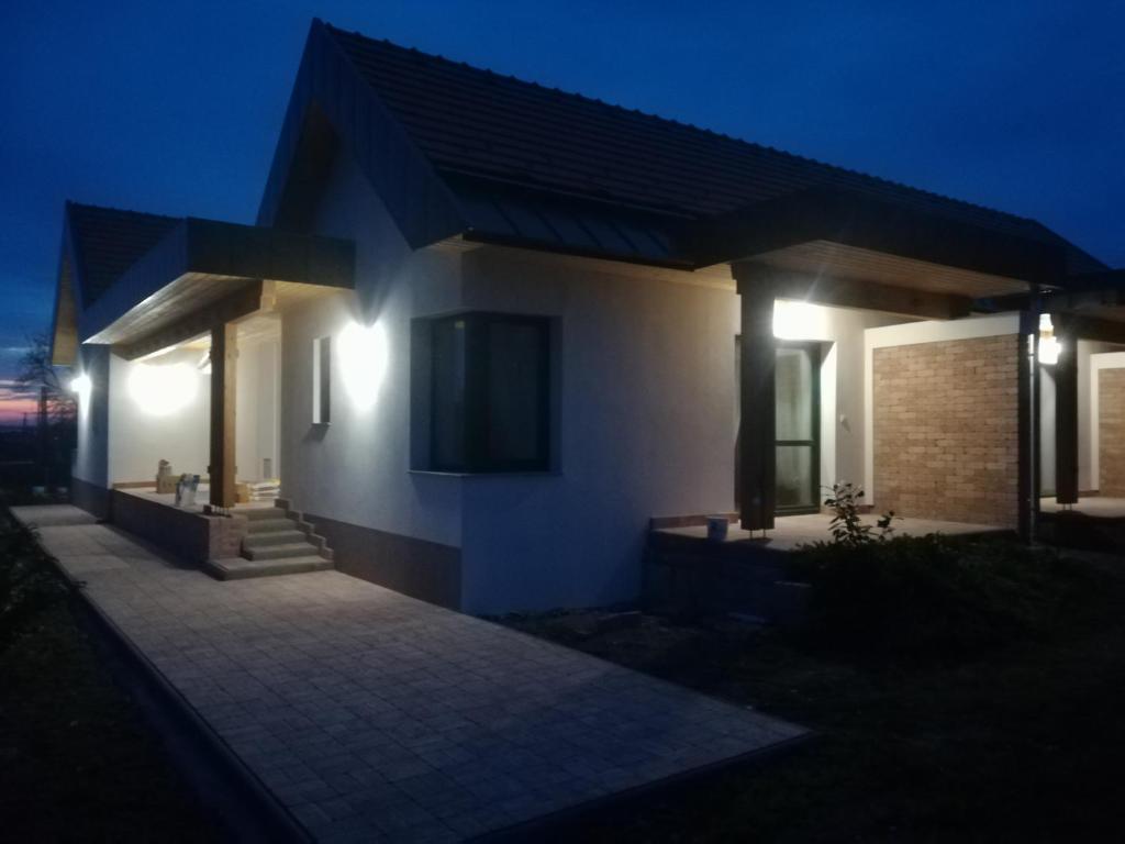 Budynek, w którym mieści się apartament