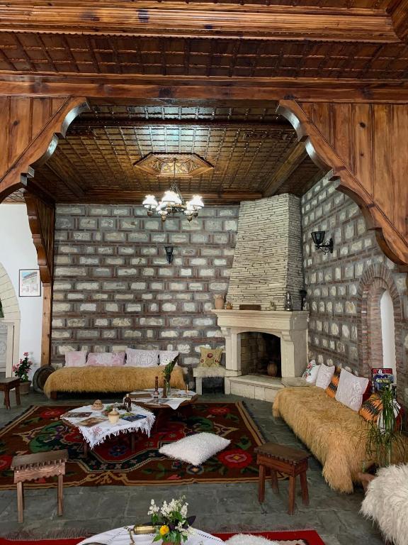 Posedenie v ubytovaní Hotel Berati
