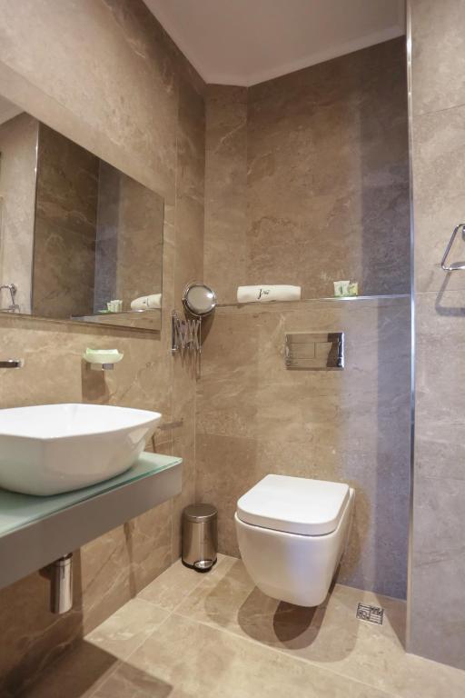 Koupelna v ubytování J'Me Boutique Hotel - Adults only