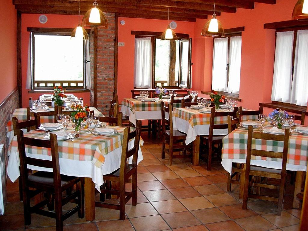 Restaurace v ubytování La Posada de Cucayo