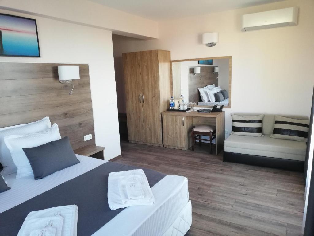 Hotel Vanilla, Varna - Free parking - Deluxe Double Room With Pool View