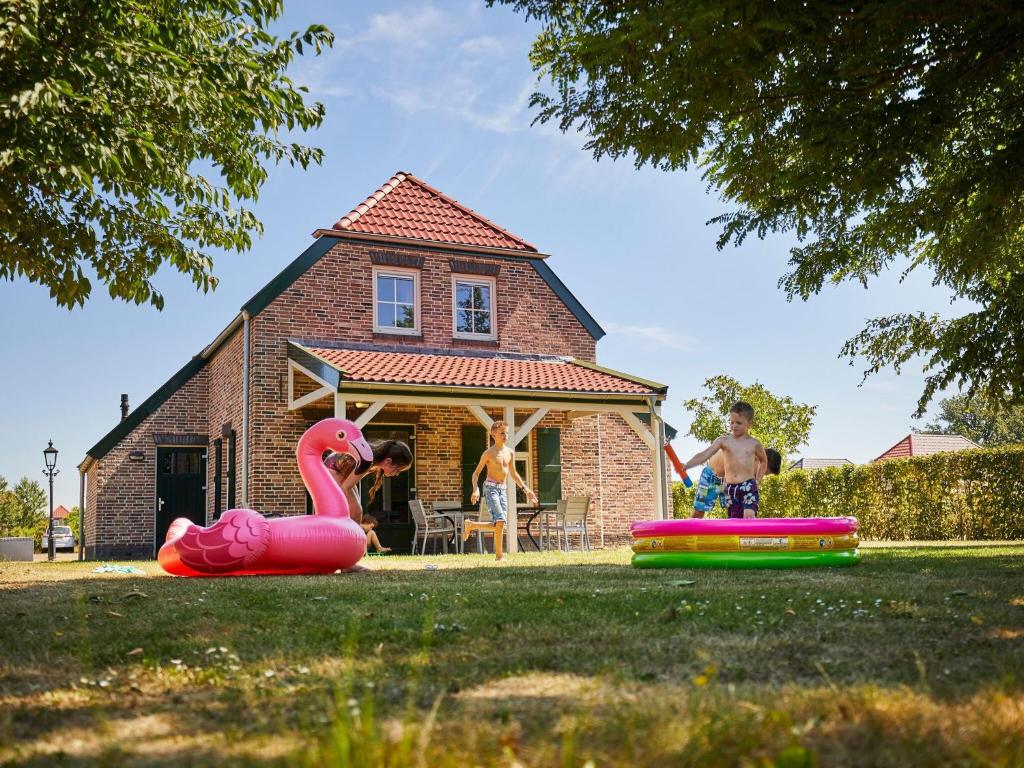 RoggelにあるCozy, child-friendly villa with a sauna in Limburgのギャラリーの写真