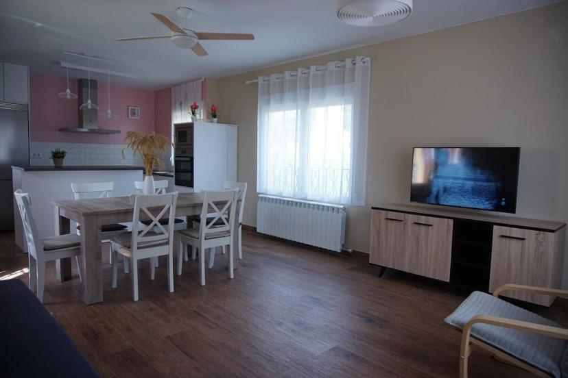 La Casa Del Rio, Granja Llumes – Precios actualizados 2022