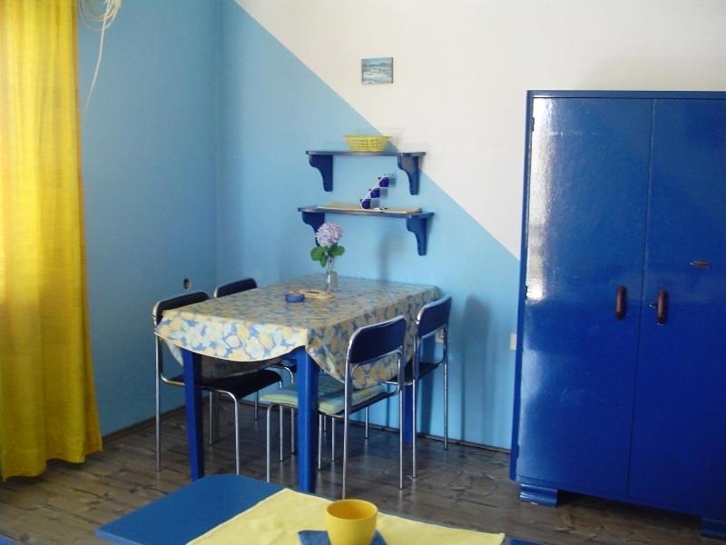Fotografia z galérie ubytovania Apartment in Pakoštane with sea view, balcony, WiFi (3539-2) v Pakoštane
