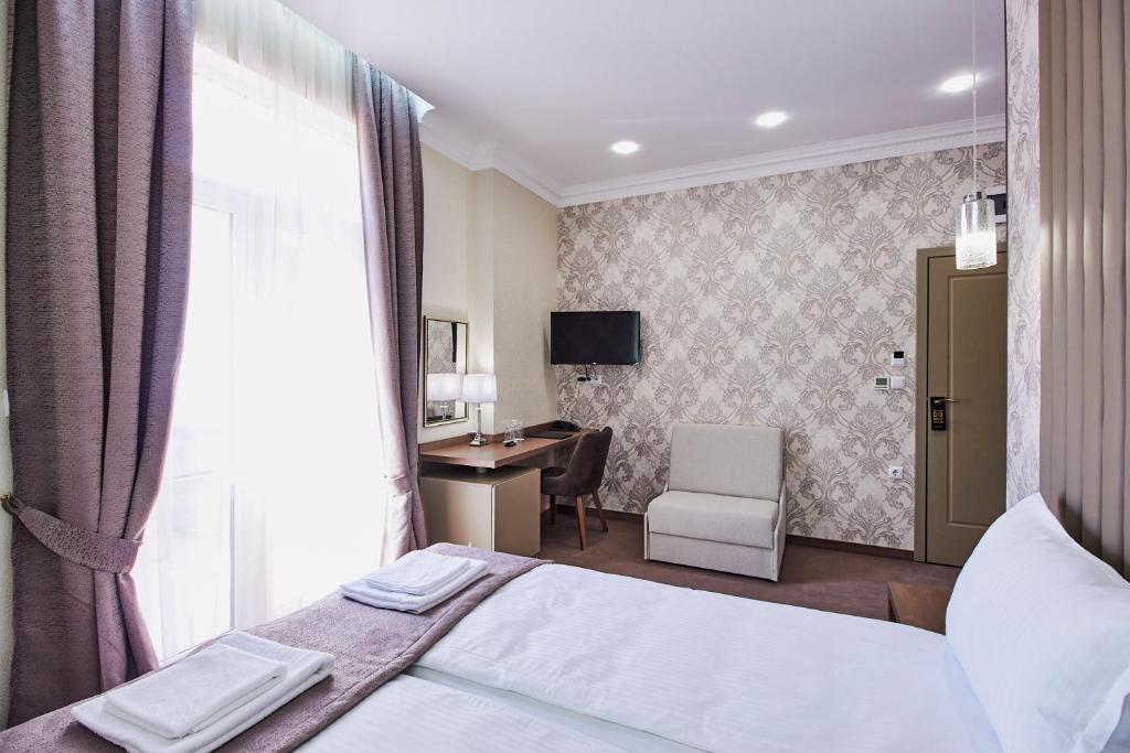 Хотел Паризи - Salle De Luxe Double Ou Jumelle Avec Balcon