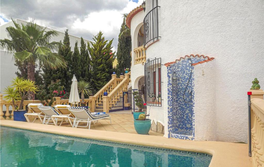 Stunning home in L'Atzúbia with Outdoor swimming pool, WiFi and 2 Bedrooms