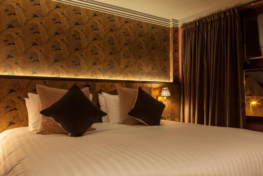 House Belfast Hotel - 