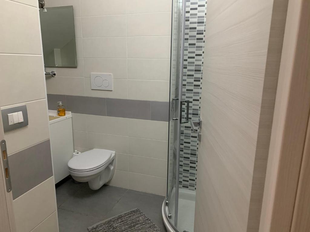 A bathroom at house231