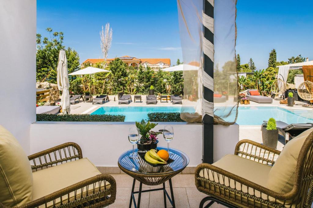 Villa Corali Apartments Sea Breath & Pool