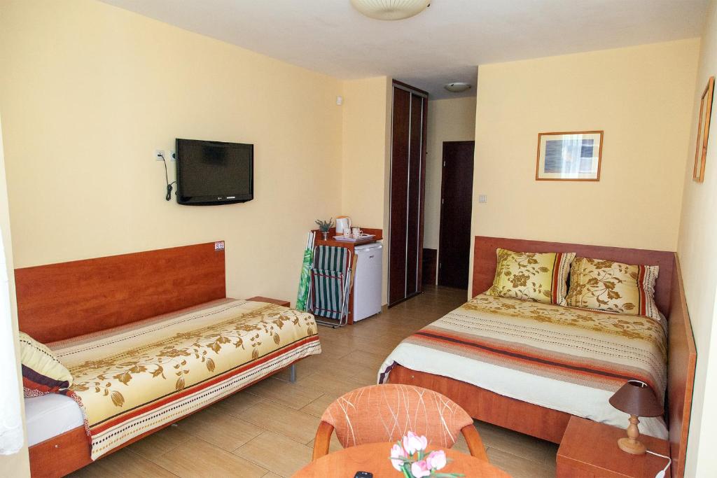 Holiday-Darłówko - Triple Room With Balcony