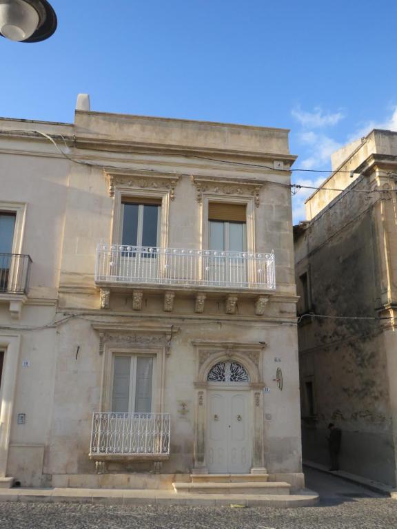 The building in which Az apartmant is located