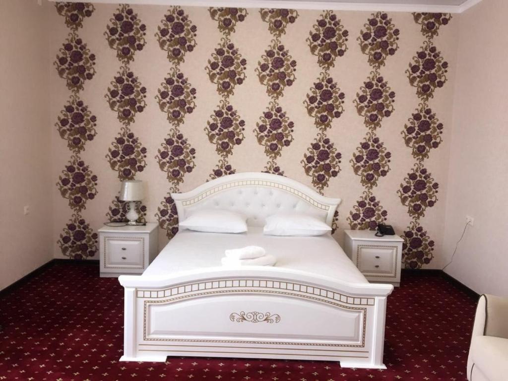 Beles Hotel - Luxe Tweepersoonskamer Met Twee Tweepersoonsbedden