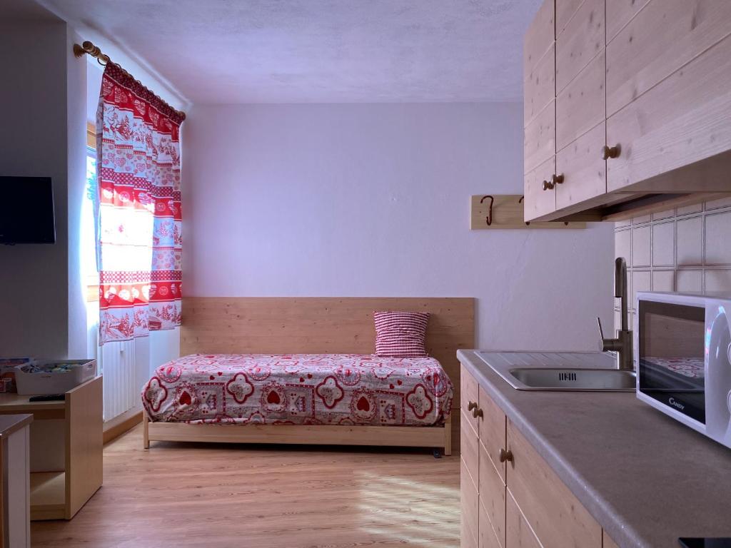 Kuchnia lub aneks kuchenny w obiekcie Casa Mammolo Falcade