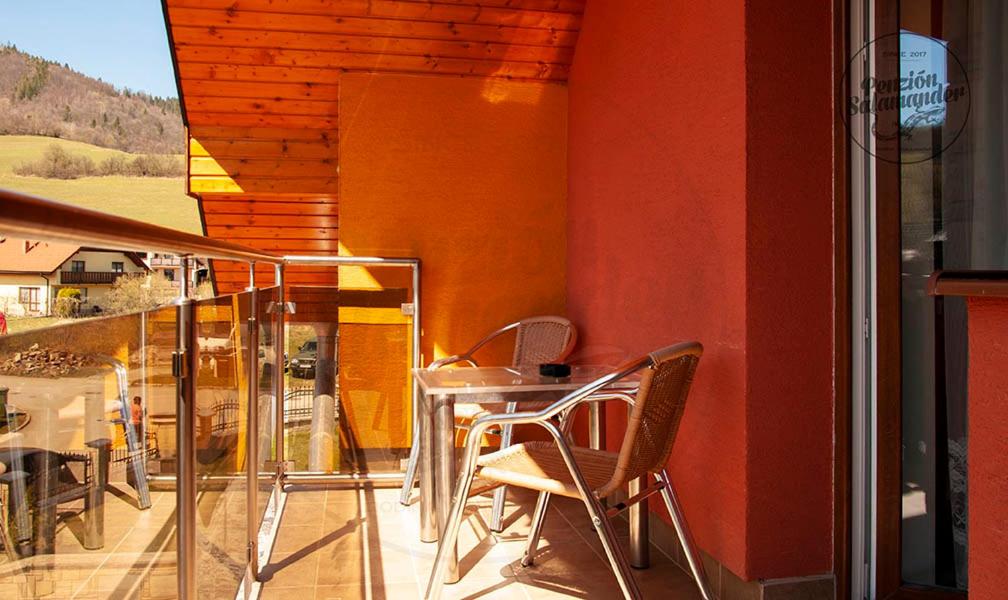 Balkón nebo terasa v ubytování Penzion Salamander