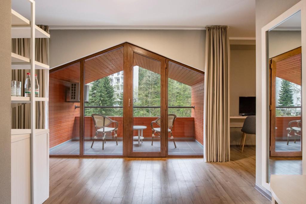 Sairme Hotels & Resorts - Familienzimmer - Mansard