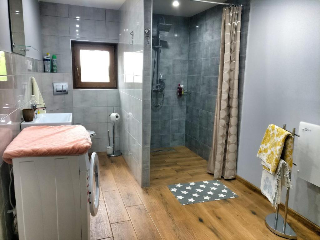 Kúpeľňa v ubytovaní Prywatny domek koło Tykocina