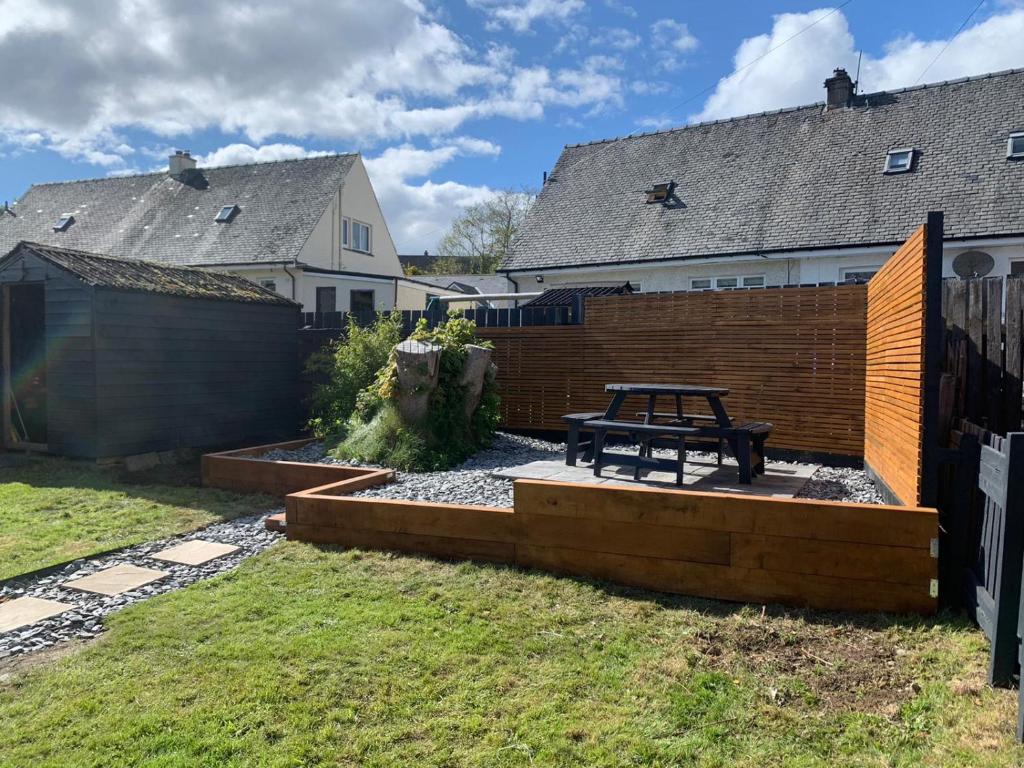 Zahrada ubytování *STUNNING & SPACIOUS* 3 Bed House, 5min from Oban