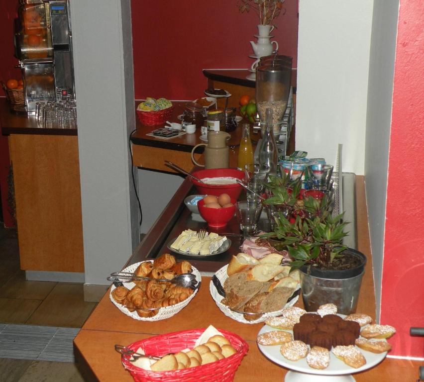 Hôtel Restaurant Du Parc de la Colombière - Resim 18