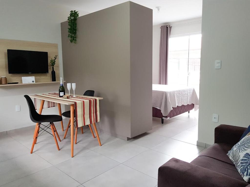  Studio Jasmim - 130m metros da praia novo!