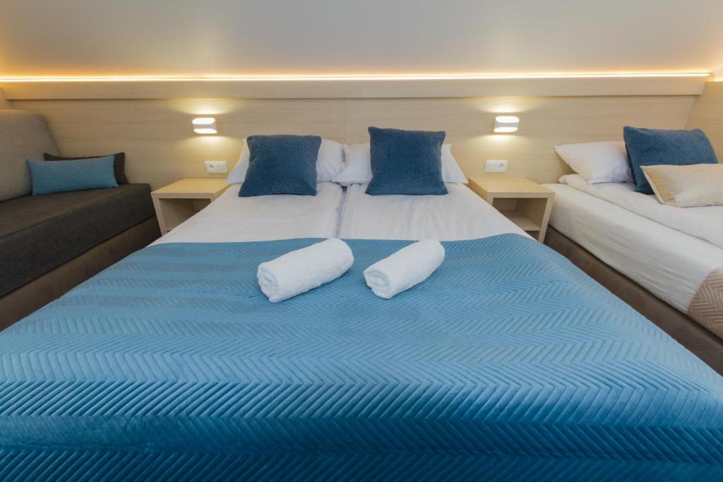 Akwamaryn - Triple Room With Balcony