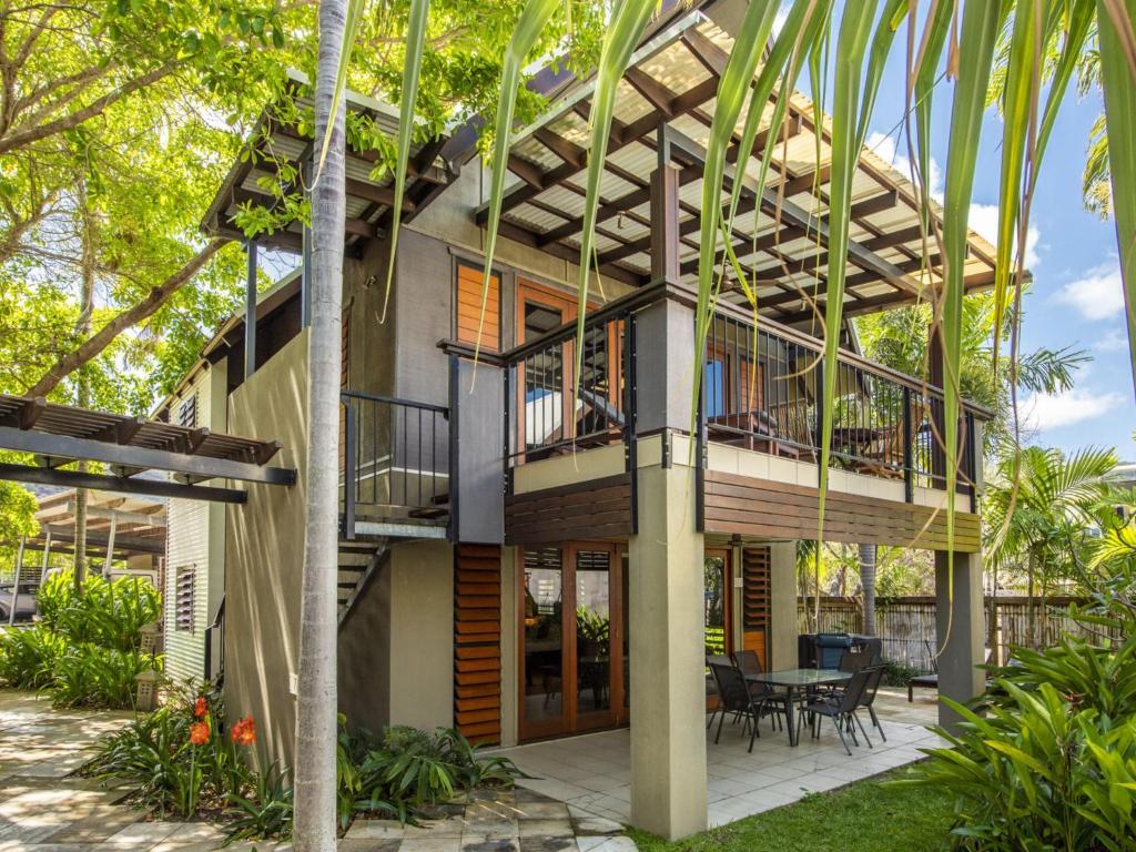 Pure Villa 7, Nelly Bay (updated prices 2024)