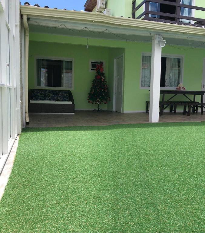  Casa com piscina em Florianópolis